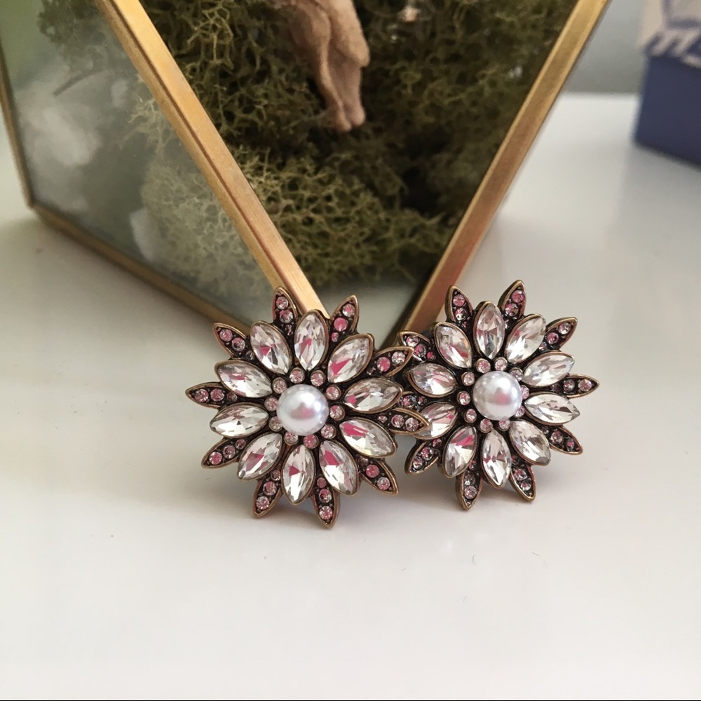 Crystal & Pearl Gauges
